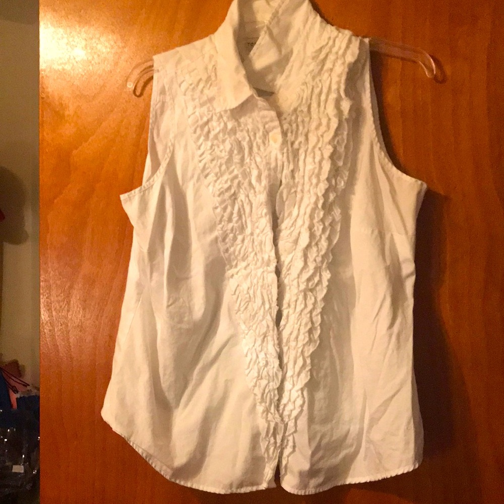 Sleeveless white Frilly blouse